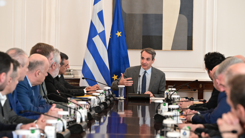 Συνάντηση πρωθυπουργού - υπουργών και θεσμικών φορέων Θεσσαλίας